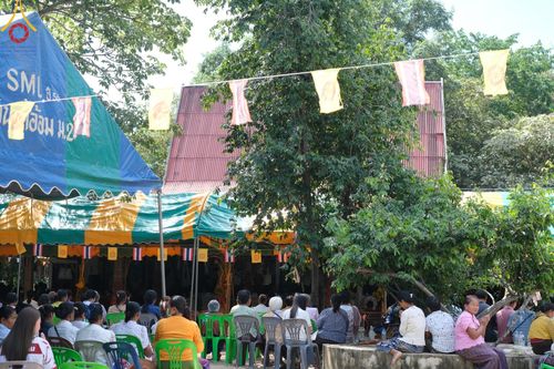 ภาพ No.168891:พิธีทอดกฐิน ณ วัดบ้านน้ำอ้อม จ.บุรีรัมย์ ในโครงการกฐินสามัคคีทั่วไทย 30,000 วัด บูชาธรรม 80 ปี หลวงพ่อธัมมชโย โดยคณะศิษยานุศิษย์วัดพระธรรมกาย วันที่ 23 ตุลาคม พ.ศ. 2567