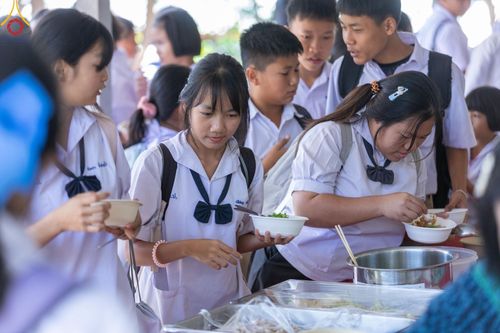 ภาพ No.186046:กิจกรรมวันรวมพลังเด็กดี V-Star ผู้นำฟื้นฟูศีลธรรมโลก จังหวัดแพร่ ณ ธุดงคสถานพรรัตนะแพร่ ต.แม่เกิ๋ง อ.วังชิ้น จังหวัดแพร่ วันที่ 23 ธันวาคม พ.ศ. 2567