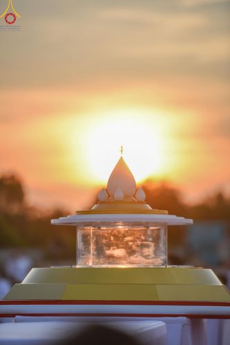 ภาพ No.211640:วันอาทิตย์ที่ 16 มีนาคม พ.ศ. 2568 พิธีอัญเชิญพระบรมสารีริกธาตุ ประดิษฐาน ณ ปทุมเจดีย์ ศูนย์อบรมเยาวชนปัตตานี