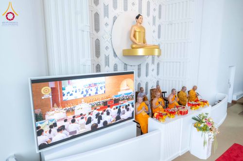 ภาพ No.312959:วันที่ 1 มีนาคม พ.ศ.2569 พิธีบูชาข้าวพระและพิธีสักการะองค์พระธรรมกาย   ณ วัดพระธรรมกายเมลเบิร์น ประเทศออสเตรเลีย