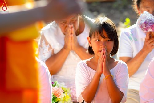 ภาพ No.105780:พิธีต้อนรับพระธรรมยาตรา ในโครงการธรรมยาตรากตัญญูบูชา มหาปูชนียาจารย์ พระมงคลเทพมุนี(สด จนฺทสโร) พระผู้ปราบมาร อนุสรณ์สถาน 7 แห่ง ปีที่ 12 วันที่ 3 มกราคม พ.ศ. 2567 ณ อนุสรณ์สถานโลตัสแลนด์ จ.สุพรรณบุรี