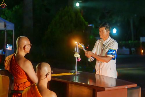 ภาพ No.332830:วันอาทิตย์ที่ 31 พฤษภาคม พ.ศ. 2569 วันวิสาขบูชา ณ วัดพระธรรมกายแคลิฟอร์เนีย  ประเทศสหรัฐอเมริกา