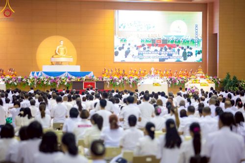 ภาพ No.222839:วันอาทิตย์ต้นเดือนที่ 4 พฤษภาคม พ.ศ. 2568 พิธีบูชาข้าวพระ ณ สภาธรรมกายสากล วัดพระธรรมกาย