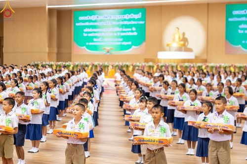 ภาพ No.152906:อบรมเชิงปฎิบัติการจัดกิจกรรมทอดกฐินสัมฤทธิ์ และพิธีมอบผ้าไตรประธานกฐินสัมฤทธิ์เด็กดี V-Star ประจำปีพุทธศักราช 2567  วันเสาร์ที่ 7 กันยายน พ.ศ.2567 ณ สภาธรรมกายสากล วัดพระธรรมกาย