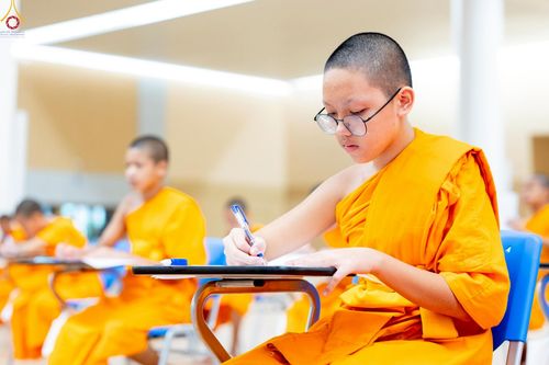 ภาพ No.249667:วันที่ 1 ตุลาคม พ.ศ. 2568 การสอบธรรมสนามหลวง นักธรรมชั้นตรี อำเภอคลองหลวง จังหวัดปทุมธานี ณ ห้องแก้วสารพัดนึก 2 วัดพระธรรมกาย