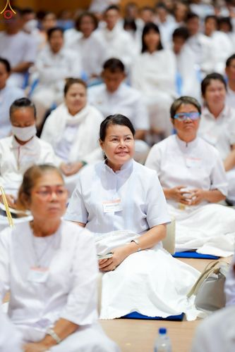 ภาพ No.242311:วันที่ ๒๙ - ๓๑ สิงหาคม พ.ศ. ๒๕๖๘ สัมมนารวมใจผู้นำบุญ บูชาธรรม ๘๑ ปี  หลวงพ่อธัมมชโย รุ่นที่ ๒ กฐินสามัคคีทั่วไทย ๓๐,๐๐๐ วัด โครงการอุปสมบทบูชาธรรมมหาปูชนียาจารย์  ๓,๐๐๐ รูป