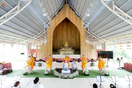 ภาพ No.234284:พิธีมุทิตาสักการะ "พระสิริรัตนเมธี" เจ้าคณะจังหวัดเลย ,พิธีถวายไทยธรรม ๙ วัด และพิธีทอดผ้าป่าเพื่อสร้างทุกสิ่ง  ในวาระทำบุญครบรอบ ๑๐ ปี ณ ศูนย์ปฏิบัติธรรมแก้วภูเรือ อ.ภูเรือ จ.เลย