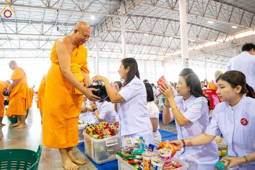 ภาพ No.207304:พิธีตักบาตร และปฏิบัติธรรมช่วงสาย ในวันมาฆบูชา วันพุธที่ 12 กุมภาพันธ์ พ.ศ. 2568 ณ วัดพระธรรมกาย จังหวัดปทุมธานี