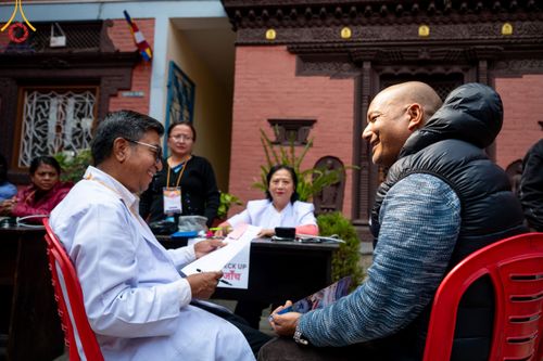 ภาพ No.209841:วันที่ 28 กุมภาพันธ์ พ.ศ.2568 พิธีเปิดโครงการบวชสามเณร พิธีถวายไทยธรรม พิธีขอขมามอบผ้าไตร  ณ เมืองปาตัน ประเทศเนปาล