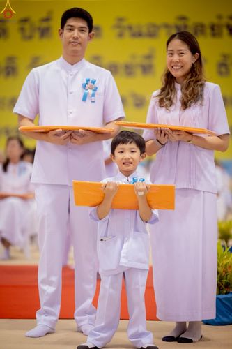 ภาพ No.277553:วันอาทิตย์ต้นเดือนที่ 7 ธันวาคม พ.ศ.2568 พิธีทอดผ้าป่าต้นสมบัติจักรพรรดิ ณ สภาธรรมกายสากล วัดพระธรรมกาย