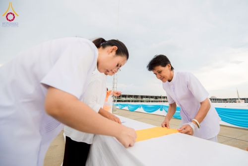 ภาพ No.217808:วันที่ 10-14 เมษายน พ.ศ. 2568 เจ้าหน้าที่อาสาสมัคร เตรียมงานวันคุ้มครองโลก ชุดที่ 2 วัดพระธรรมกาย จ.ปทุมธานี