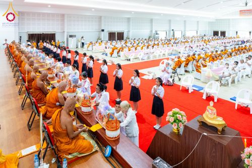 ภาพ No.149500:พิธีทักษิณานุปทานแด่บรรพชนตระกูลผ่องสวัสดิ์ และหมู่ญาติที่ล่วงลับไปแล้ว ประจำปี ครั้งที่ 19 วันพฤหัสบดีที่ 22 สิงหาคม พ.ศ. 2567 ณ พระมหาเจดีย์ทัตตชีโว ศูนย์อบรมเยาวชนกาญจนบุรี