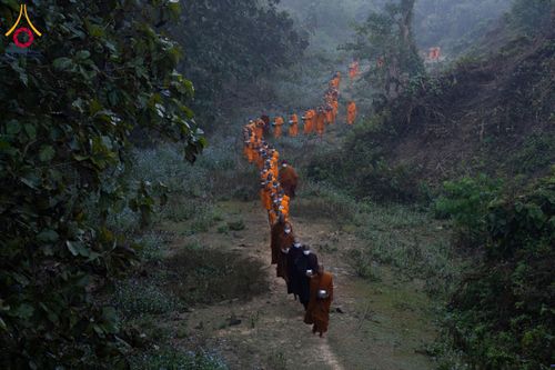 ภาพ No.131044:Photo Story ปฐมบรรพชาชาวพุทธมาร์มา Episode 4/5 วันที่ 13 กุมภาพันธ์พ.ศ. 2567 ณ วัดธัมจักร อรัญกุฏิ บังกลาเทศ