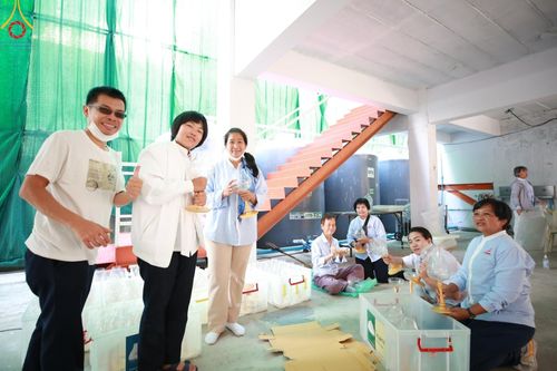 ภาพ No.120918:V.20 เป็นปลื้ม การเตรียมงาน เก็บงาน การรับบุญของเจ้าหน้าที่หน่วยงานต่างๆ เพื่อโครงการธรรมยาตรา กตัญญูบูชา มหาปูชนียาจารย์ พระมงคลเทพมุนี (สด จนฺทสโร) พระผู้ปราบมาร อนุสรณ์สถาน 7 แห่ง ปีที่ 12 ระหว่างวันที่ 2 - 31 มกราคม พ.ศ.2567