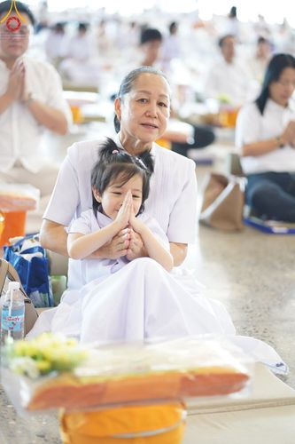 ภาพ No.131661:พิธีร่วมบุญบรรพชาสามเณร 5,000 รูป ณ บ้านแก้วเรือนทองคุณยาย สภาธรรมกายสากล วัดพระธรรมกาย วันเสาร์ที่ 23 มีนาคม พ.ศ. 2567