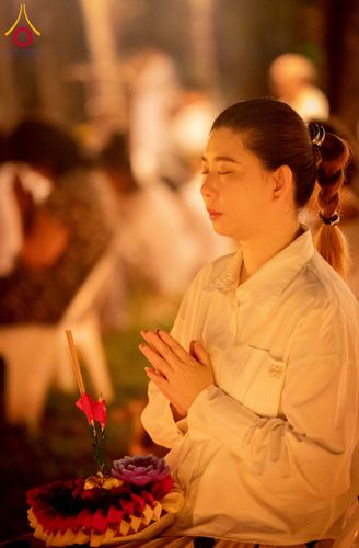 ภาพ No.266369:วันพุธที่ 5 พฤศจิกายน พ.ศ. 2568 (วันพระ ขึ้น 15 ค่ำ เดือน 12) พิธีลอยกระทงธรรม  ณ สระมหาเศรษฐีทะเลบุญ มหาวิหารพระมงคลเทพมุนี วัดพระธรรมกาย จ.ปทุมธานี