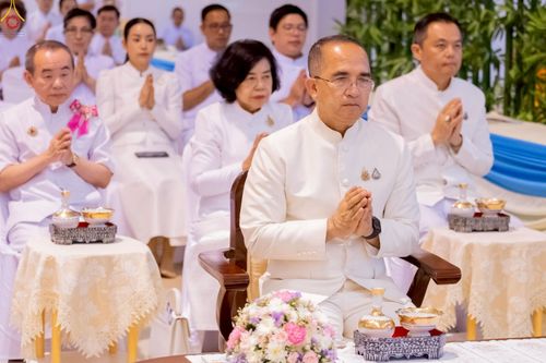 ภาพ No.236418:วันที่ 3 สิงหาคม พ.ศ. 2568 พิธีถวายมหาสังฆทานคณะสงฆ์ 2,000 กว่าวัดทั่วประเทศ ปีที่ 25 , พิธีถวายไทยธรรมคณะสงฆ์ 323 วัด 4 จังหวัดชายแดนภาคใต้ ณ วัดพระธรรมกาย