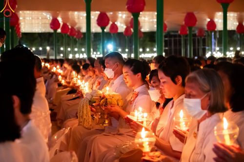 ภาพ No.89369:พิธีประดิษฐานรูปหล่อทองคำ  คุณยายอาจารย์มหารัตนอุบาสิกาจันทร์ ขนนกยูง ภายในมหาวิหารคุณยายอาจารย์ฯ เนื่องในวันครูผู้ค้นพบวิชชาธรรมกาย วันศุกร์ที่ 29 กันยายน พ.ศ. 2566 ณ วัดพระธรรมกาย จ.ปทุมธานี