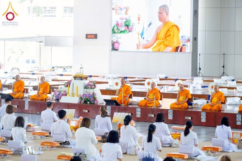 ภาพ No.265894:วันพุธที่ 5 พฤศจิกายน พ.ศ. 2568 (วันพระ ขึ้น 15 ค่ำ เดือน 12) พิธีบุพเปตพลี ครั้งที่ 172 ร่วมอุทิศบุญแด่หมู่ญาติที่ล่วงลับไปแล้ว และสืบทอดอายุพระพุทธศาสนา ณ หอฉันคุณยายอาจารย์ฯ วัดพระธรรมกาย