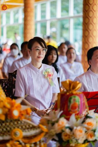 ภาพ No.166736:พิธีทอดกฐิน ณ วัดเขาดินมังกรทอง อ.บ่อทอง จ.ชลบุรี  ในโครงการกฐินสามัคคีทั่วไทย 30,000 วัด บูชาธรรม 80 ปี หลวงพ่อธัมมชโย โดยคณะศิษยานุศิษย์วัดพระธรรมกาย วันที่ 23 ตุลาคม พ.ศ. 2567