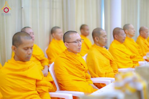 ภาพ No.197539:พิธีถวายสังฆทานคณะสงฆ์ 2 นิกายเชื่อมสัมพันธ์ไทย-เกาหลี วันอาทิตย์ที่ 5 มกราคม พ.ศ. 2568 ณ อาคารชมรมภาวนารักษ์ วัดพระธรรมกาย อำเภอคลองหลวง จังหวัดปทุมธานี