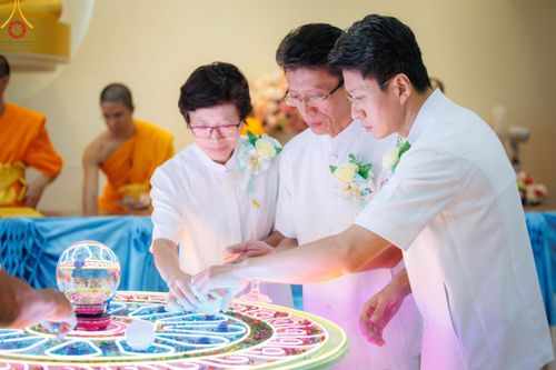 ภาพ No.97699:พิธีทอดกฐินสามัคคี เพื่อทำระบบไฟฟ้าและอุปกรณ์ส่องสว่าง ณ ธุดงคสถานบ้านหมี่ จ.ลพบุรี วันที่ 19 พฤศจิกายน พ.ศ. 2566