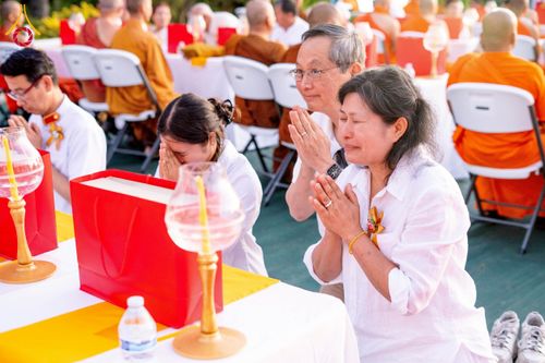 ภาพ No.225699:วันอาทิตย์ที่ 11 พฤษภาคม พ.ศ. 2568 วัดพระธรรมกายแคลิฟอร์เนีย จัดงานวิสาขบูชานานาชาติ และถวายมหาสังฆทานคณะสงฆ์ 120 รูป