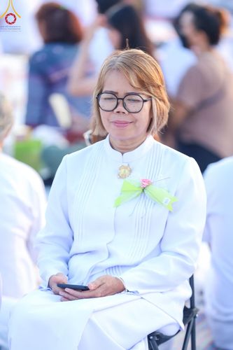 ภาพ No.180401:พิธีตักบาตรพระ ๑,๐๐๐ รูป ฉลองเมืองลำปาง ๑,๓๔๔ ปี วันเสาร์ที่ ๗ ธันวาคม พ.ศ. ๒๕๖๗ ณ ลานพระบรมราชานุสาวรีย์ พระนเรศวรมหาราช อ.เกาะคา จ.ลำปาง