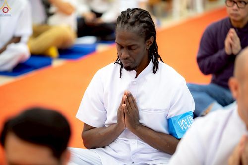 ภาพ No.270392:วันอาทิตย์ที่ 19 ตุลาคม พ.ศ. 2568 พิธีทอดกฐินสามัคคี เพื่อสถาปนากุฏิสงฆ์  น้อมถวายเป็นพุทธบูชาและบูชาธรรม แด่หลวงพ่อธัมมชโย ณ วัดพุทธเคปทาวน์  ประเทศสาธารณรัฐแอฟริกาใต้