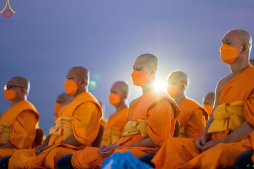 ภาพ No.118448:พิธีตักบาตรพระธรรมยาตรา ปีที่ 12 ณ อนุสรณ์สถานลำดับที่ 5 สถานที่เผยแผ่วิชชาธรรมกายครั้งแรก อนุสรณ์สถานบางปลา จ.นครปฐม วันที่ 25 มกราคม พ.ศ. 2567