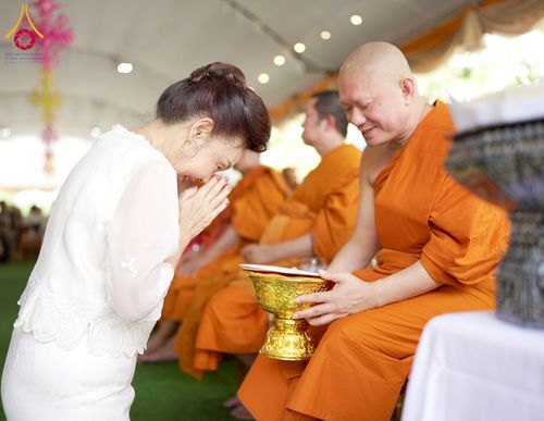 ภาพ No.274394:วันที่ 4 พฤศจิกายน พ.ศ. 2568 พิธีทอดกฐินสามัคคีทั่วไทย ณ วัดวังปลาสร้อย ต.ดอนคา อ.ท่าตะโก จ.นครสวรรค์ โดยคณะศิษยานุศิษย์ บูชาธรรม 81 ปี หลวงพ่อธัมมชโย