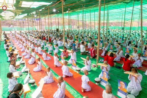 ภาพ No.62984:Photo Story  มหัศจรรย์วัดดงดินแดง Episode 2 โครงการบรรพชาอุปสมบทหมู่ ฟื้นฟูพระพุทธศาสนาทั่วไทย ณ วัดดงดินแดง อ.อมก๋อย จ.เชียงใหม่ วันที่ 3 เมษายน พ.ศ. 2567