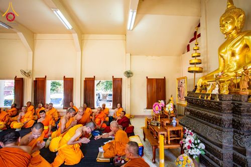ภาพ No.181194:พิธีอุปสมบท ณ วัดพระเจ้าตนหลวง จังหวัดลำพูน ในโครงการอุปสมบทบูชาธรรมมหาปูชนียาจารย์ วันที่ 8 ธันวาคม พ.ศ. 2567