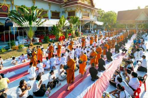 ภาพ No.131797:พิธีถวายสังฆทาน 323 วัด 4 จังหวัดชายแดนภาคใต้ ปีที่ 20 ครั้งที่ 167 และ พิธีมอบกองทุนหนุนแรงใจช่วยครูใต้ ปีที่ 17 ครั้งที่ 132 วันเสาร์ที่ 23 มีนาคม พ.ศ. 2567 ณ วัดมุจลินทวาปีวิหารพระอารามหลวง อ.หนองจิก จ.ปัตตานี