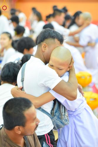 ภาพ No.133332:พิธีบรรพชาสามเณร ในโครงการบรรพชาสามเณร ฟื้นฟูพระพุทธศาสนาทั่วไทย ณ ศูนย์ปฏิบัติธรรมจันทบุรี วันพุธที่ 3 เมษายน พ.ศ. 2567