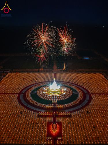 ภาพ No.211708:วันอาทิตย์ที่ 16 มีนาคม พ.ศ. 2568 พิธีจุดประทีปถวายเป็นพุทธบูชา ฉลองปทุมเจดีย์ (เจดีย์พระพุทธเจ้า 5 พระองค์) ณ ศูนย์อบรมเยาวชนปัตตานี