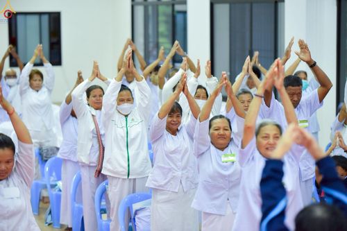 ภาพ No.250042:วันที่ 26-28 กันยายน พ.ศ. 2568 โครงการอบรมอุบาสกแก้ว อุบาสิกาแก้ว รุ่นที่ 3 ตัวแทนทอดกฐินสามัคคีทั่วไทย 30,000 วัด ณ ศูนย์ปฏิบัติธรรมจันทบุรี จ.จันทบุรี