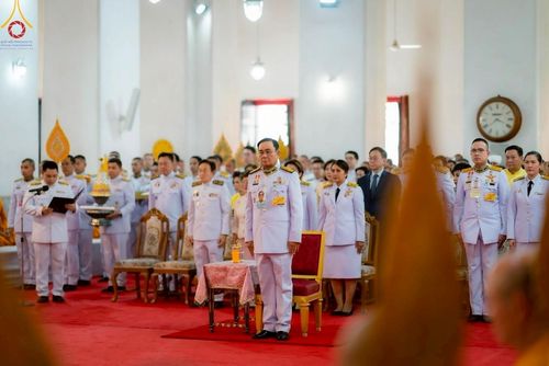 ภาพ No.214754:พิธีต้อนรับสัญญาบัตร พัดยศ พระราชวิเทศวชิรเวที (บัณฑิต วรปญฺโญ) เจ้าอาวาสวัดพระธรรมกายสกอตแลนด์ สหราชอาณาจักร ผู้ช่วยเจ้าอาวาสวัดพระธรรมกาย ณ อุโบสถพระไตรปิฏก วัดพระธรรมกาย