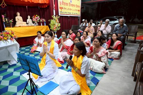 ภาพ No.263436:วันที่ 17 ตุลาคม พ.ศ. 2568 ทอดกฐินสมทบวัดต่างประเทศ ณ ศูนย์เผยแผ่พุทธรัตนะ กรุงเดลลี ประเทศอินเดีย 