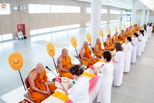 ภาพ No.241749:วันพุธที่ 27 สิงหาคม พ.ศ. 2568 พิธีมอบรางวัลเกียรติยศ แด่สามเณรที่สอบผ่าน โครงการสามเณรทรงปาฏิโมกข์ ปีที่ 3/2568 ณ ค่ายจองแชมป์ หมู่กฏิสามเณรเปรียญธรรม วัดพระธรรมกาย