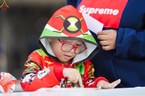 ภาพ No.193847:วัดพระธรรมกาย จัดงานวันเด็กแห่งชาติ ประจำปี พ.ศ.2568 ออกร้านอาหาร 200 ร้าน มอบของขวัญหลายหมื่นชิ้น วันที่ 12 มกราคม พ.ศ. 2568 วัดพระธรรมกาย อ.คลองหลวง จ.ปทุมธานี