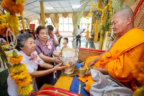 ภาพ No.250917:วันพุธที่ 8 ตุลาคม พ.ศ. 2568 พิธีทอดกฐินสามัคคีทั่วไทย 30,000 วัด โดยคณะศิษยานุศิษย์ บูชาธรรม 81 ปี หลวงพ่อธัมมชโย ณ วัดทองธรรมเนียบศรัทธาราม อ.พรหมพิราม จ.พิษณุโลก