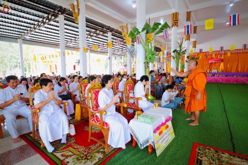 ภาพ No.266497:วันที่ 19 ตุลาคม พ.ศ. 2568 พิธีทอดกฐินสามัคคีทั่วไทย ณ วัดพระประทานพร อ.ศรีราชา ชลบุรี โดยคณะศิษยานุศิษย์ บูชาธรรม 81 ปี หลวงพ่อธัมมชโย