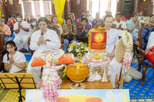 ภาพ No.262622:วันที่ 19 ตุลาคม พ.ศ. 2568 พิธีทอดกฐินสามัคคีทั่วไทย 30,000 วัด โดยคณะศิษยานุศิษย์ บูชาธรรม 81 ปี หลวงพ่อธัมมชโย ณ วัดหนองขาม ต.ห้วยทรายเหนือ อ.ชะอำ จ.เพชรบุรี