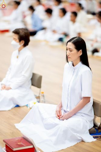 ภาพ No.228302:วันอาทิตย์ที่ 8 มิถุนายน พ.ศ. 2568 พิธีถวายทุนสนับสนุนพระไตรปิฎกฉบับธรรมชัย และอนุรักษ์คัมภีร์โบราณ ณ ห้องแก้วสารพัดนึก 2 วัดพระธรรมกาย