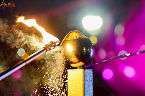 ภาพ No.253735:วันที่ 10 ตุลาคม พ.ศ. 2568 พิธีจุดประทีปบูชาพระผู้ปราบมาร, พิธีจุดประทีปบนพระมหาธรรมกายเจดีย์  20,000 ดวง เนื่องในวันคล้ายวันเกิดครบรอบ 141 ปี พระมงคลเทพมุนี (สด จนฺทสโร)