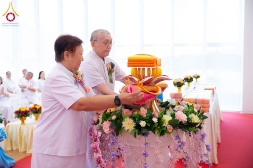 ภาพ No.172014:พิธีทอดกฐิน วัดพระธรรมกายสิงคโปร์ วันอาทิตย์ที่ 27 ตุลาคม พ.ศ. 2567