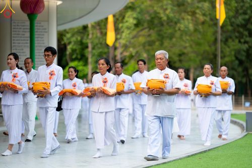 ภาพ No.136257:พิธีอุปสมบทสามเณรเตรียมสถาบันธรรมชัย รุ่นที่ 21 ณ โบสถ์พระไตรปิฏก วัดพระธรรมกาย วันเสาร์ที่ 4 พฤษภาคม พ.ศ.2567