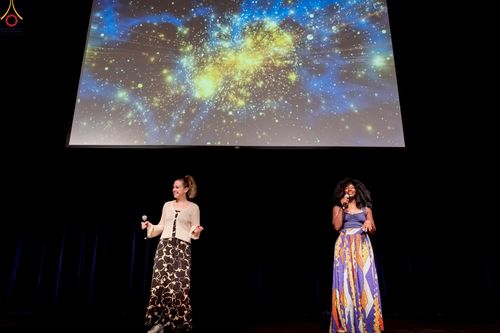 ภาพ No.249750:วันอาทิตย์ที่ 28 กันยายน พ.ศ. 2568 การปฏิบัติธรรมบูชาธรรม 108 ปี แห่งการบรรลุธรรมของหลวงปู่วัดปากน้ำ ได้จุดประทีปสันติภาพไปทั่วโลก และได้ร่วมเสวนาทางปัญญา เพื่อการขยายพระพุทธศาสนาวิชชาธรรมกายไปทั่วโลก  ในงาน HTC Newyork USA