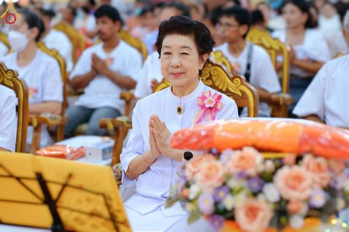 ภาพ No.166359:พิธีทอดกฐิน ณ วัดคูหาสุวรรณ จ.สุโขทัย ในโครงการกฐินสามัคคีทั่วไทย 30,000 วัด บูชาธรรม 80 ปี หลวงพ่อธัมมชโย โดยคณะศิษยานุศิษย์วัดพระธรรมกาย วันที่ 27 ตุลาคม พ.ศ. 2567